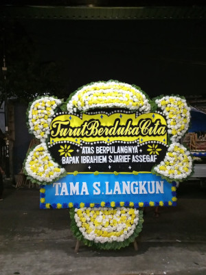 Papan Bunga Duka di Bugangan