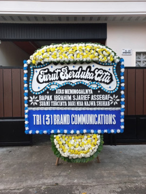 Papan Bunga Duka di Bugangan